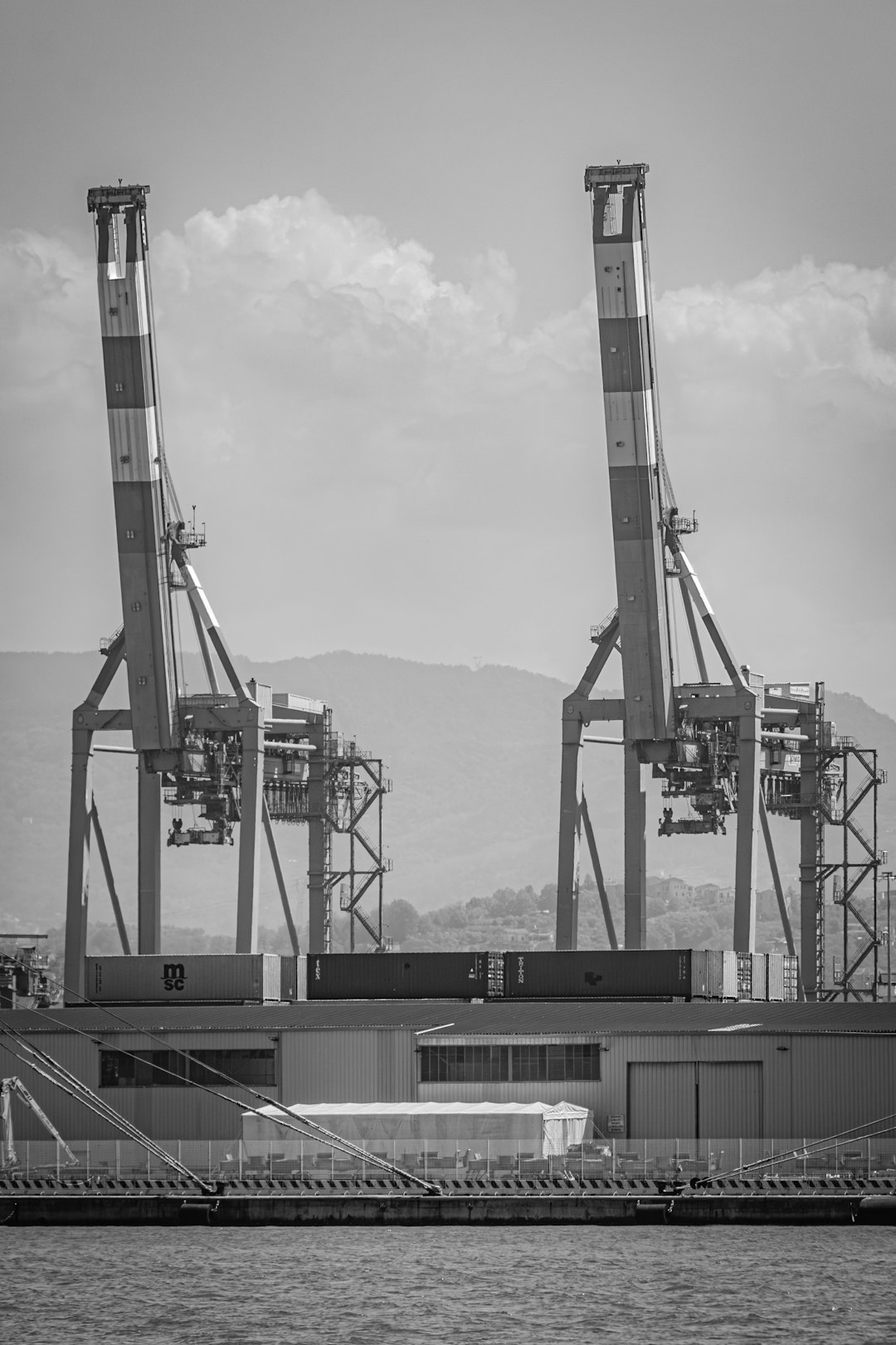 HS 848120 Transmission Valves (China-Hong Kong Corridor)